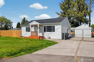 3330 Olive Way, Longview, WA 98632 - Photo 1