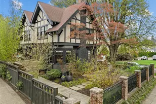 1157 Federal Ave E, Seattle, WA 98102 - Photo 1