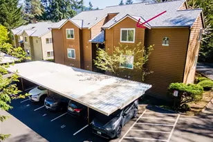 455 Newport Way NW, Issaquah, WA 98027 - Photo 1