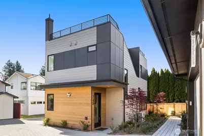 745 17th Avenue W, Kirkland, WA 98033 - Photo 1