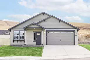 1374 Lillian Ave, Walla Walla, WA 99362 - Photo 1