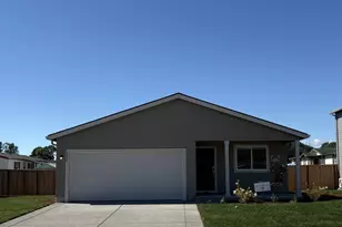 2029 Henderson Wy, Longview, WA 98632 - Photo 1