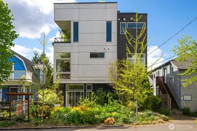 917 14th Avenue #B, Seattle, WA 98122 - Photo 1