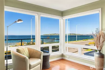 1502 Alki Avenue SW #201, Seattle, WA 98116 - Photo 1