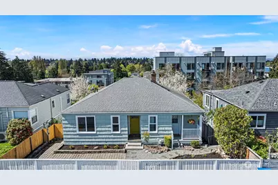 9731 Phinney Avenue N, Seattle, WA 98103 - Photo 1