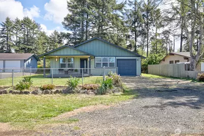 554 Puffin Avenue NE, Ocean Shores, WA 98569 - Photo 1