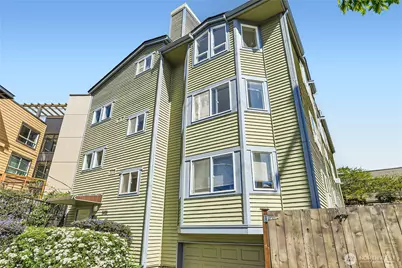 5110 Ravenna Place NE #301, Seattle, WA 98105 - Photo 1