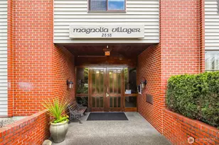 2858 32nd Ave W, Seattle, WA 98199 - Photo 1