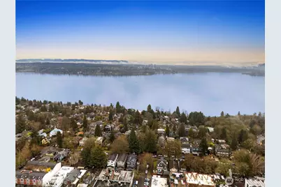 1403 35th Avenue, Seattle, WA 98122 - Photo 1