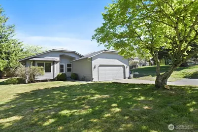 1527 151st Place SW, Lynnwood, WA 98087 - Photo 1