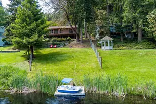 1069 Honeymoon Lake Dr, Greenbank, WA 98253 - Photo 1