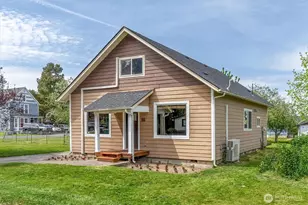 56 Shear St SW, Castle Rock, WA 98611 - Photo 1