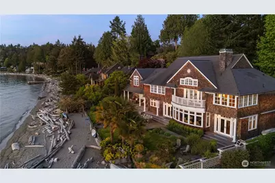 9325 Fauntleroy Way SW, Seattle, WA 98136 - Photo 1