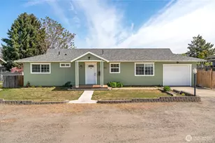 303 S Jackson Pl, East Wenatchee, WA 98802 - Photo 1