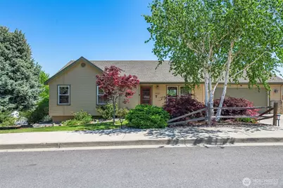 1921 Hideaway Place, Wenatchee, WA 98801 - Photo 1