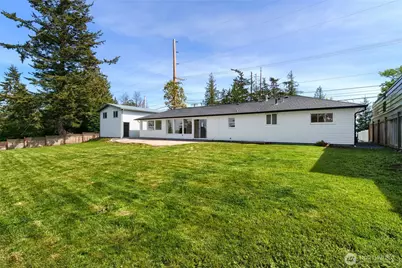 5310 Sunset Avenue, Anacortes, WA 98221 - Photo 1