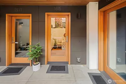 1815 24th Ave, Seattle, WA 98122 - Photo 1