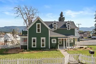 209 W 3rd St, Cle Elum, WA 98922 - Photo 1