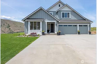 1502 S Kelvin Court, East Wenatchee, WA 98802 - Photo 1