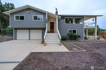 912 36th Lane, Seaview, WA 98644 - Photo 1