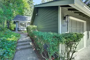 8527 137th Ave NE, Redmond, WA 98052 - Photo 1