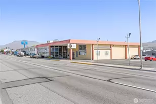 603 N Mission St, Wenatchee, WA 98801 - Photo 1