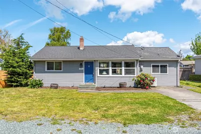 606 SE 6th Avenue, Oak Harbor, WA 98277 - Photo 1