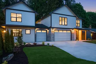 10604 NE 137th Pl, Kirkland, WA 98034 - Photo 1