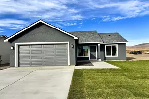 207 Rattray Dr, Mattawa, WA 99349 - Photo 1