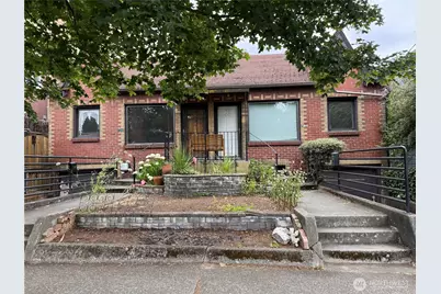 7346 15th Avenue NW, Seattle, WA 98117 - Photo 1