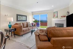 15345 Sunwood Blvd, Tukwila, WA 98188 - Photo 1