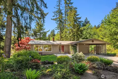 671 Eagle Cliff Road NE, Bainbridge Island, WA 98110 - Photo 1