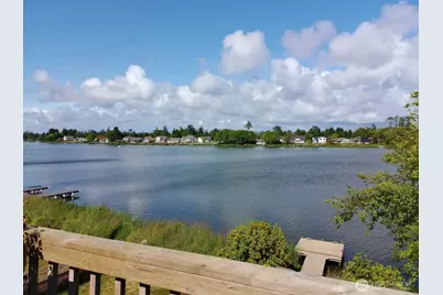 712 Mt Olympus Avenue SE, Ocean Shores, WA 98569 - Photo 1