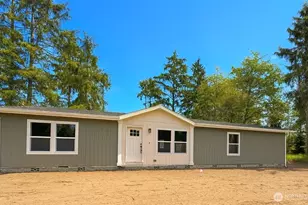 854 Mt Olympus Ave SE, Ocean Shores, WA 98569 - Photo 1