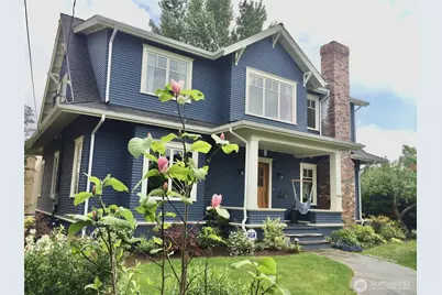 4504 37th Avenue NE, Seattle, WA 98105 - Photo 1