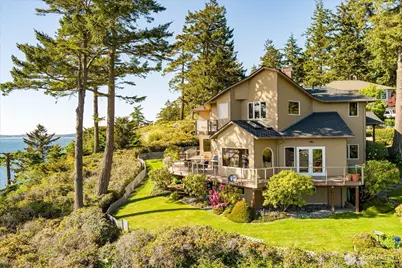 307 Lake Hancock Drive, Coupeville, WA 98239 - Photo 1