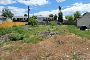 211 W 7th St, Warden, WA 98857 - Photo 1