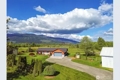 965 Fruitdale Road, Sedro Woolley, WA 98284 - Photo 1