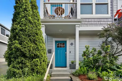 152 18th Avenue, Seattle, WA 98122 - Photo 1