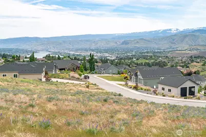 296 Burch Hollow Lane, Wenatchee, WA 98801 - Photo 1