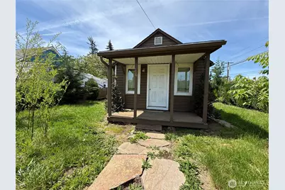 1519 N 1st Ave, Kelso, WA 98626 - Photo 1