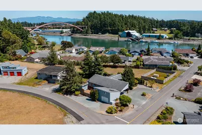 87 Swinomish Drive, La Conner, WA 98257 - Photo 1
