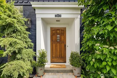 4014 45th Avenue NE, Seattle, WA 98105 - Photo 1