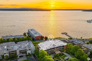 725 1st St S, Kirkland, WA 98033 - Photo 1