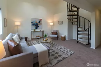 14300 32nd Avenue NE #402, Seattle, WA 98125 - Photo 1