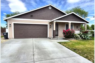 500 E Linden Avenue, Moses Lake, WA 98837 - Photo 1