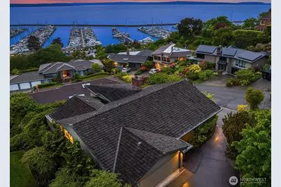 6826 36th Avenue NW, Seattle, WA 98117 - Photo 1