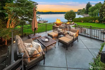 2419 E Lake Sammamish Place SE, Sammamish, WA 98075 - Photo 1