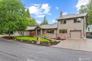 58 Pacific Pl, Longview, WA 98632 - Photo 1