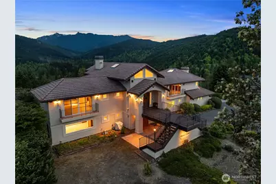 572 Sunset Heights Drive, Port Angeles, WA 98363 - Photo 1